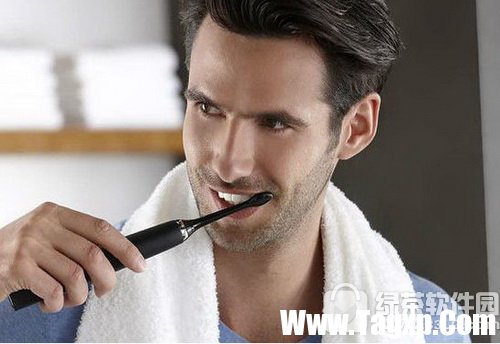 电动牙刷如何使用 电动牙刷的使用方法