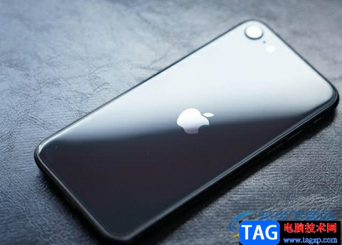 ​iPhone13开启定位服务的教程