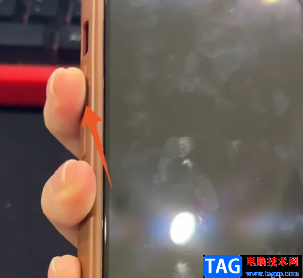 ​iPhone13强制重启的教程