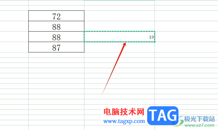 wps让全部单元格统一加上一个数的教程